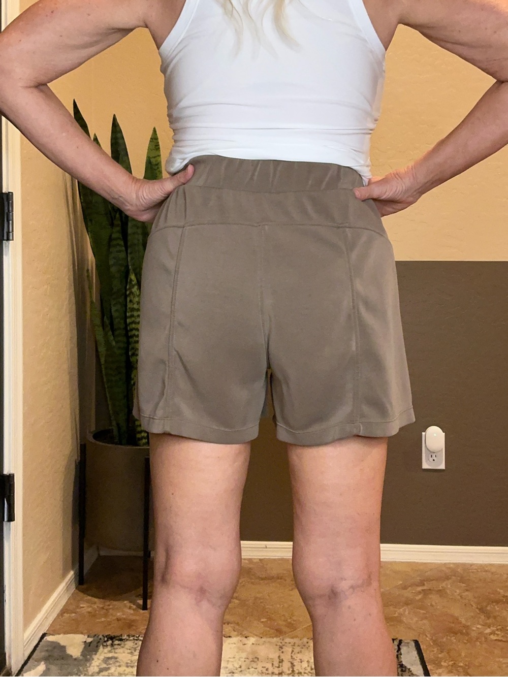 ✨ ODODOS Modal Soft Relaxed Shorts ✨ medium EUC - Picture 11 of 13